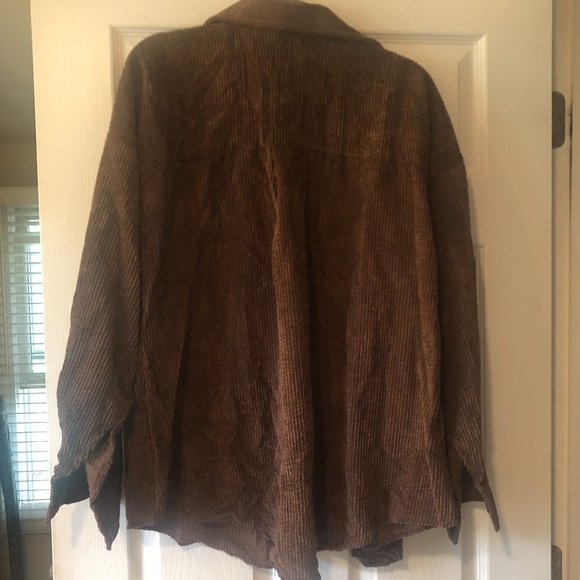 🏷️NWT: Halara Corduroy-Look Button Down Shirt/Shacket Size Med. (# 1) - Picture 2 of 5